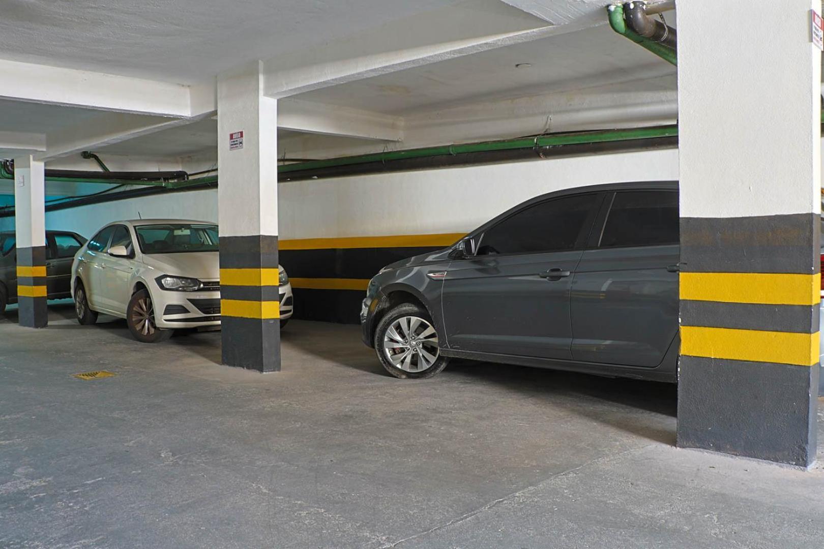 Apto A 500 Metros Da Praia Da Enseada Guarujá Kültér fotó